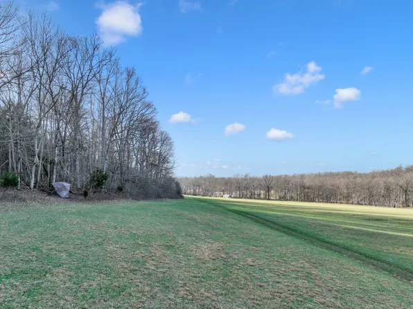 1611 Bell Hollow Rd, Vanleer, TN 37181