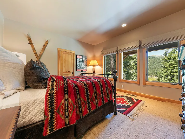 3107 Sierra Crest Ct — Photo 38