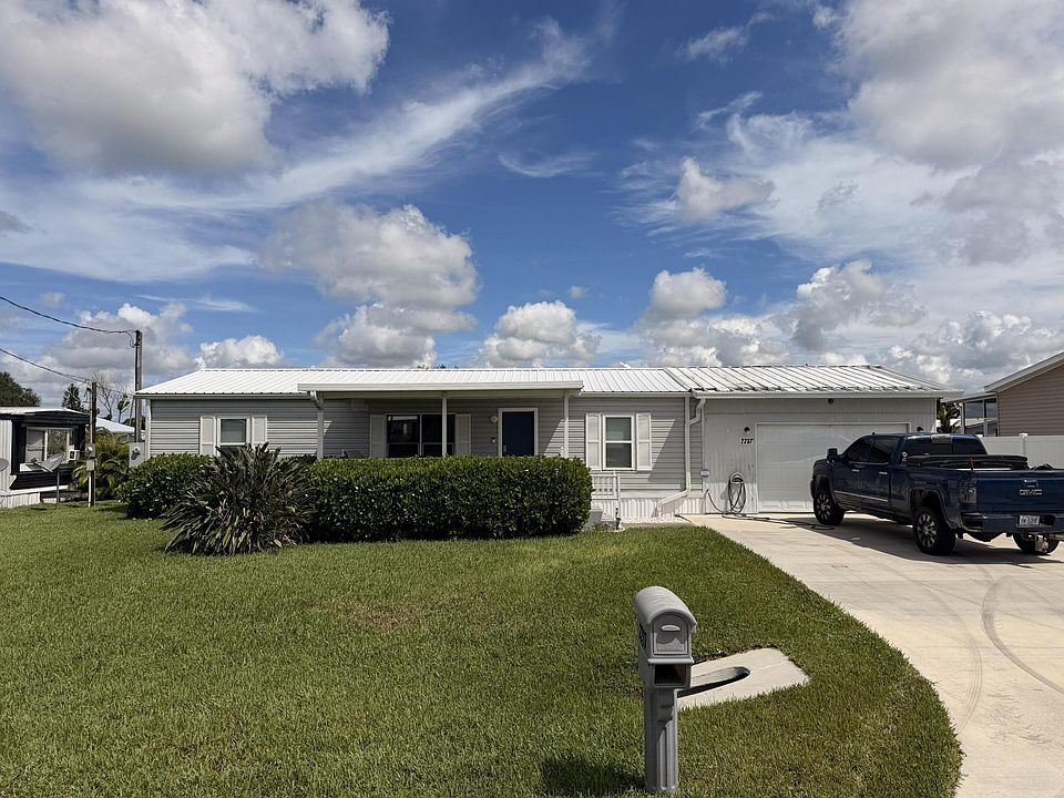 1st image of 2237 SE 32ND Street