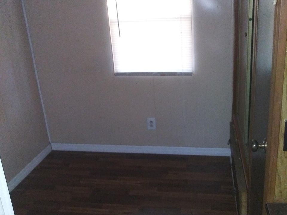 1st image of 47 Aa St