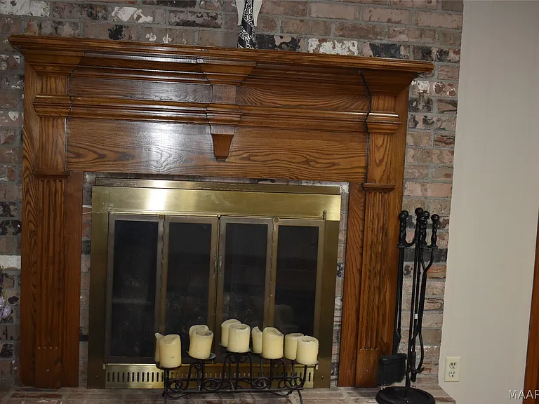 414 Arrowhead Dr — Photo 17