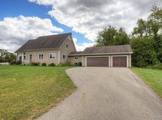 6655 E Julie Ct, Byron, MI 48418