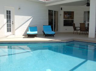 975 Carriage Hill Rd, Melbourne, FL 32940