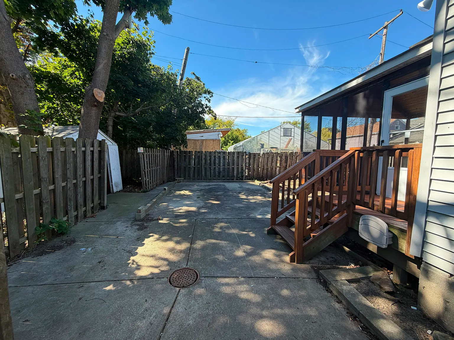 3 bed, 1946 sqft, $1,450 — Photo 2