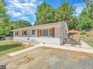 5790 Long Beach Dr, Saint Leonard, MD 20685