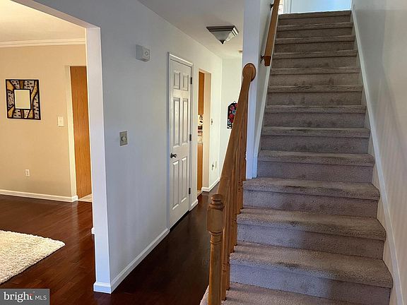 2nd image of 16 Carriage Dr