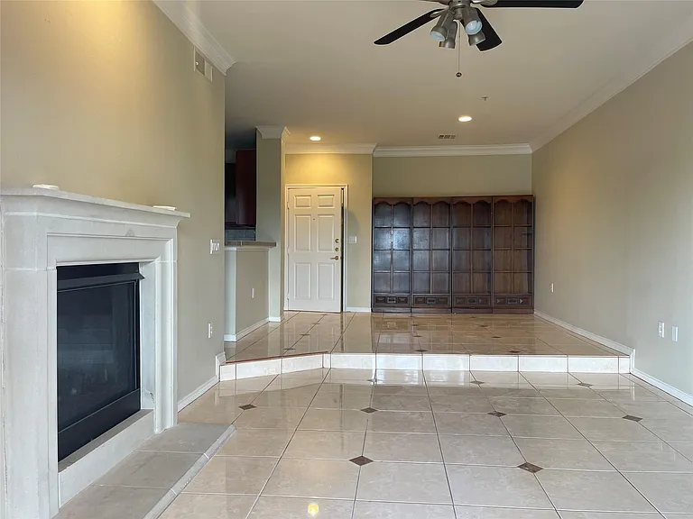 2400 McCue Rd #430 — Photo 7
