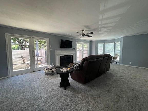 5th image of 15901 Archwood Ln #1022