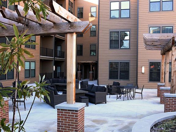 2nd image of 501 Grand Blvd #501TOP