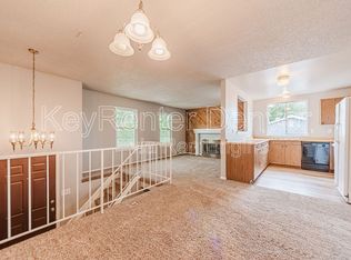 1498 S Bahama St, Aurora, CO 80017