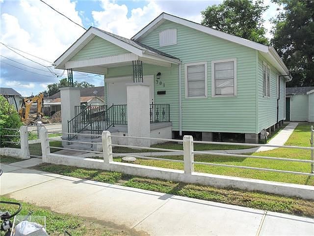 1st image of 501 Allo Ave