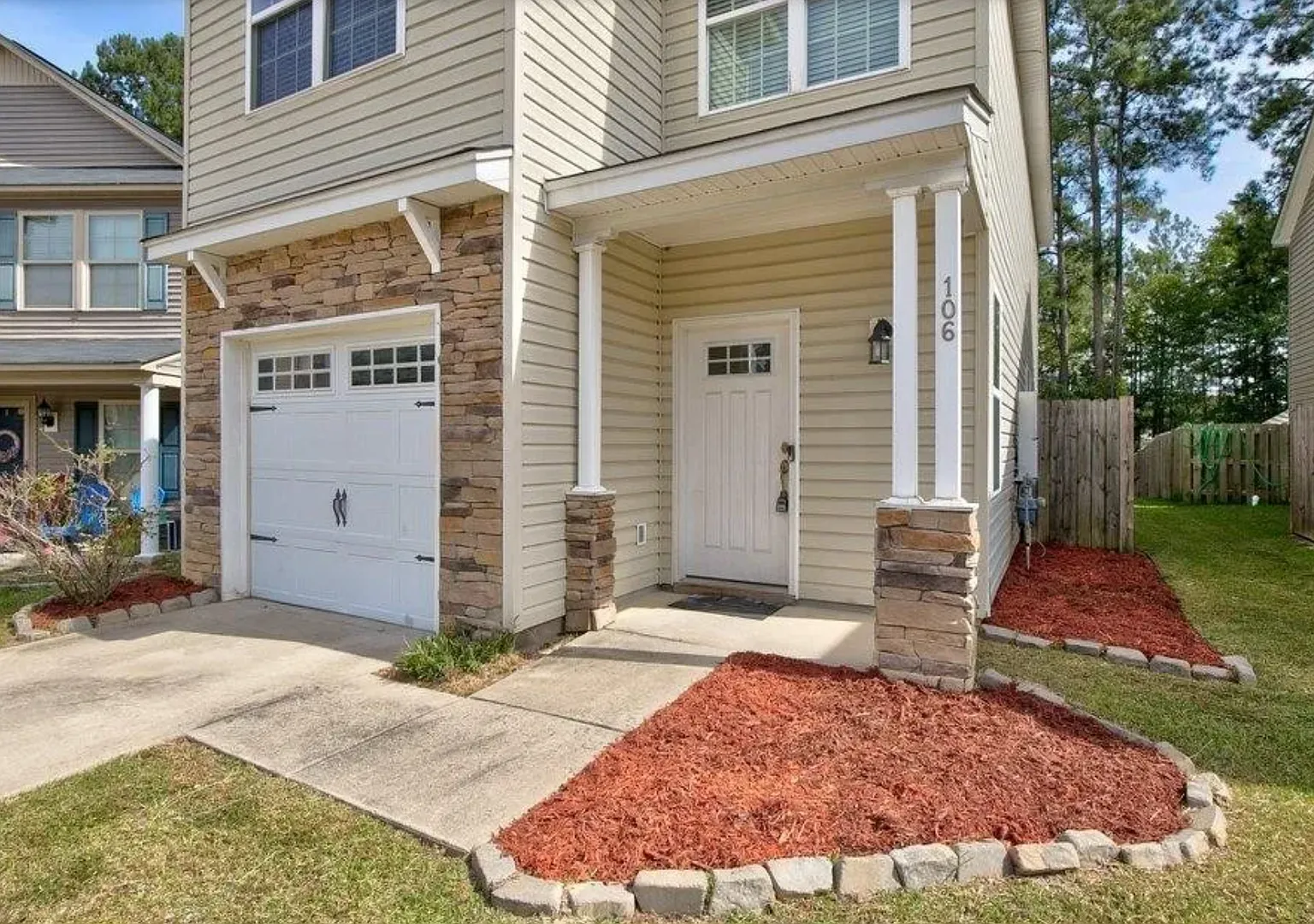 Spacious 3-Bed, 2.5-Bath Home with Private Backyard Close to Fort Jackson & Major Highways! — Photo 3