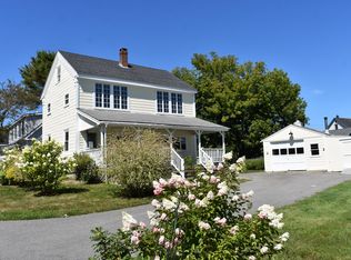 24 Norris St, Searsport, ME 04974
