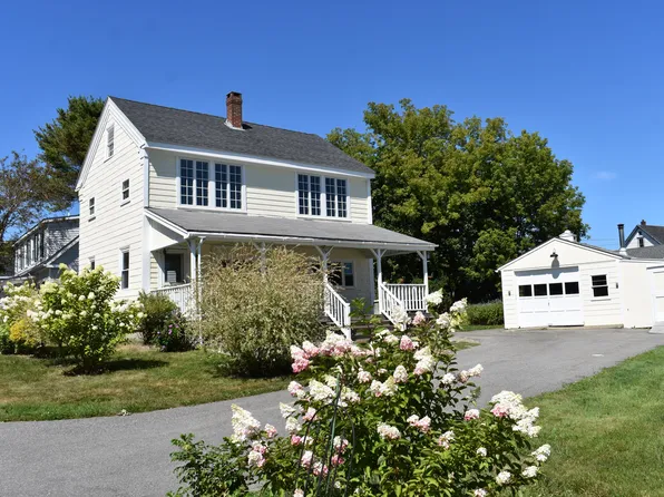 24 Norris Street, Searsport, ME 04974