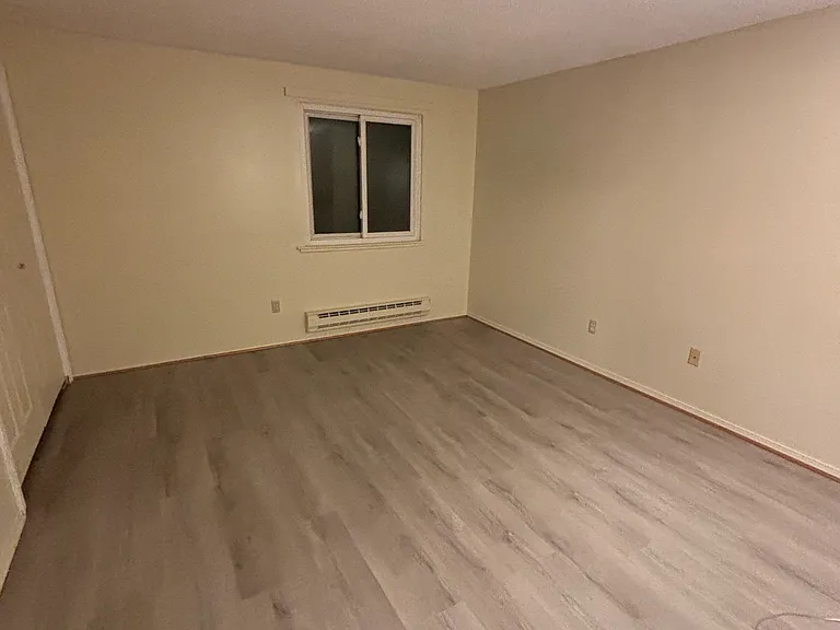 11 King Arthur Dr #5G — Photo 8