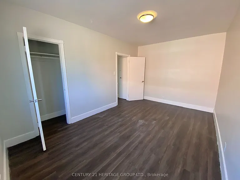 174 Grove St E #3 — Photo 11