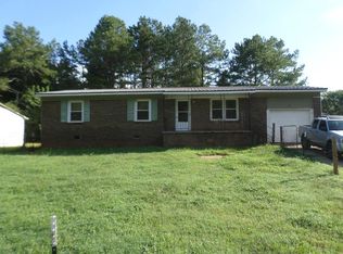 20 Heritage Dr, Spartanburg, SC 29307