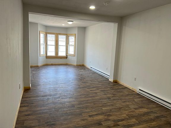 2nd image of 136 E Mahanoy St #2C