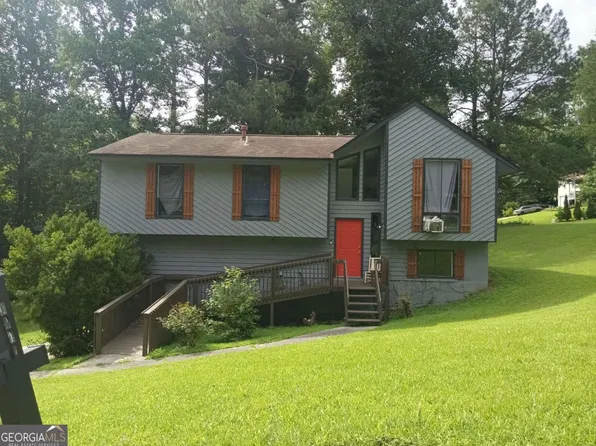 6949 Merrywood Dr, Fairburn, GA 30213