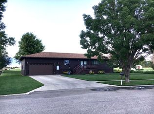 630 Crescent St, Mobridge, SD 57601