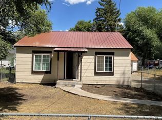 986 S H St, Lakeview, OR 97630