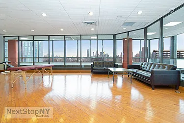 Rented by NextStopNY