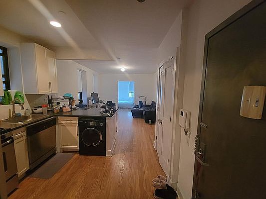 4th image of 305 W 150th St APT 311