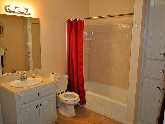 5th image of 2807 Sanderson Ln