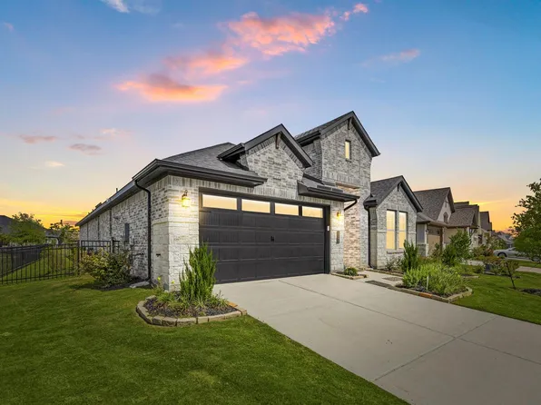 14902 Shavers Dr, Willis, TX 77318