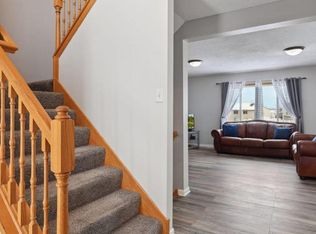 2524 River Bend Trl, Mayer, MN 55360