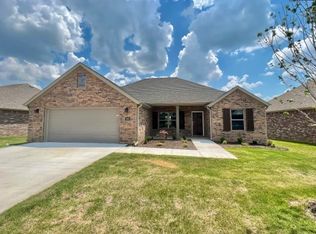 878 Silver Birch St, Springdale, AR 72762