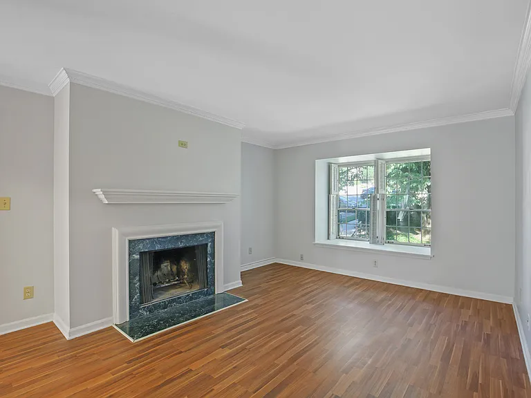 93 La Rue Pl NW — Photo 13