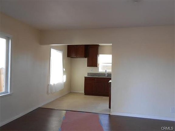 3rd image of 1206 W Gage Ave