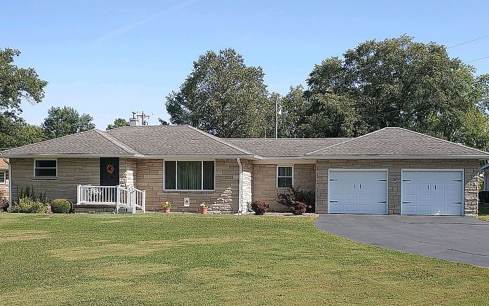 1st image of 51 E Village Dr