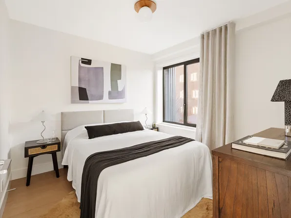 601 Baltic Street image 3 of 12