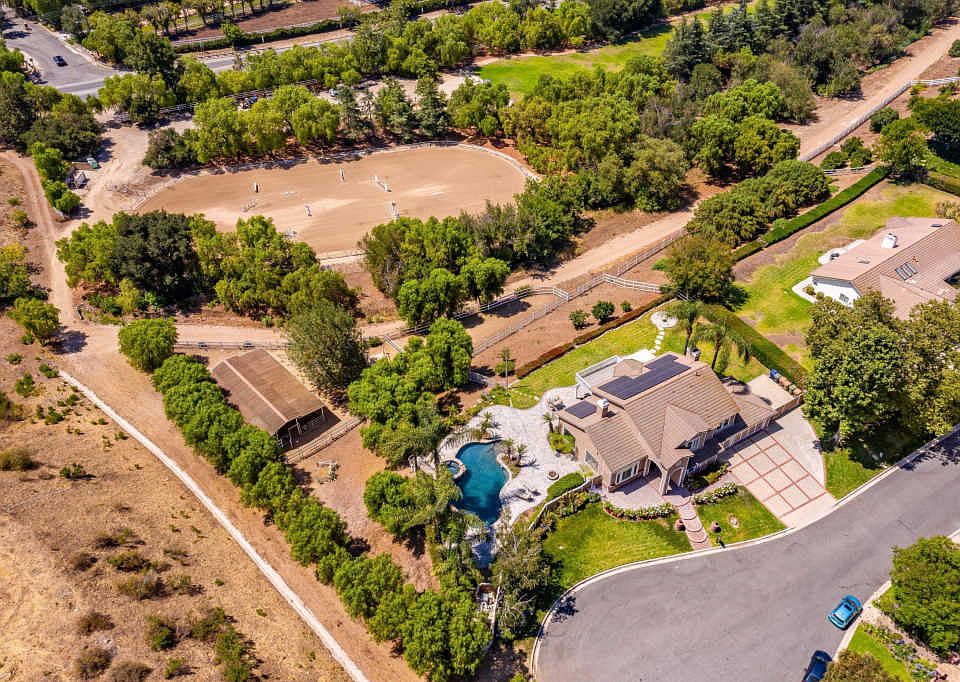 1st image of 13152 Sunny Ln