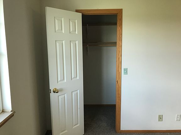 2nd image of 8901 Venice Ln