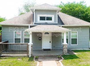 614 W 2nd Ave, Lenoir City, TN 37771