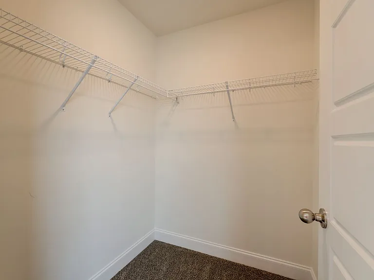 1385 Harmon Ln — Photo 10