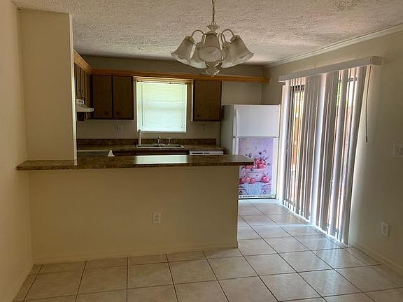 5th image of 1302 Nebraska Ave APT 10A