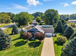 106 Margor Dr, Conneaut, OH 44030