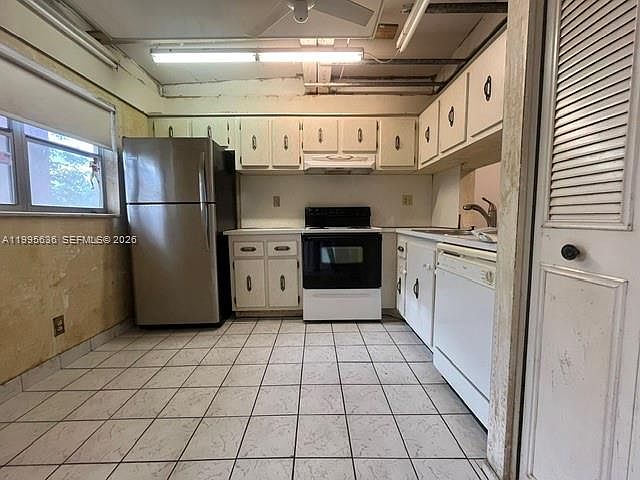 1st image of 8810 W McNab Rd APT 204