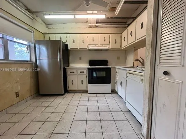 8810 W McNab Rd APT 204, Fort Lauderdale, FL 33321