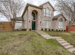 3102 Sandhurst Dr, Mesquite, TX 75181