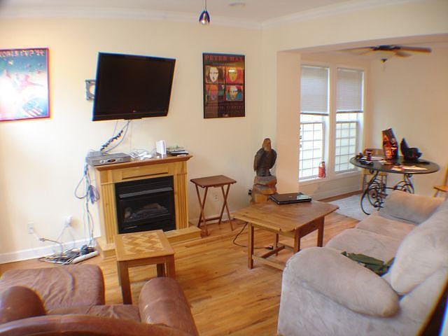 1st image of 1719 W Barry Ave #Fb-1