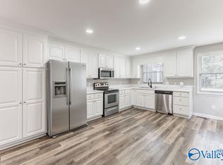 2605 Waltham Dr NE, Huntsville, AL 35811