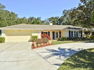 632 Poinsettia Rd, Belleair, FL 33756