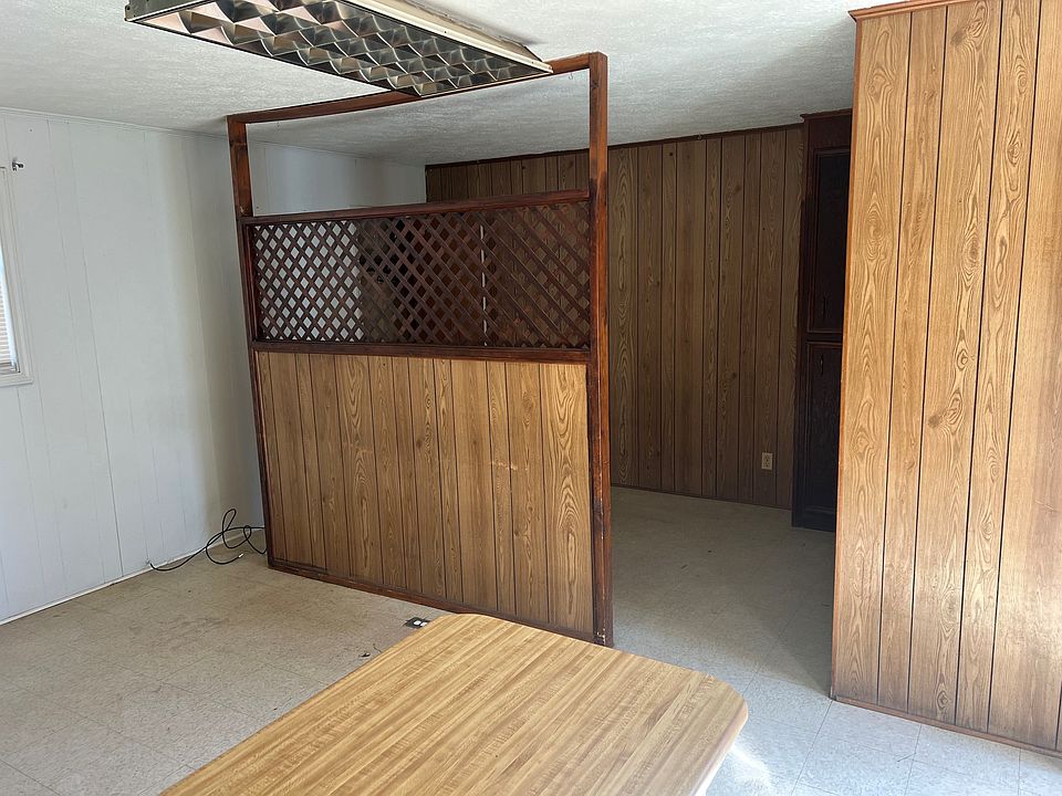 Building Photo 4