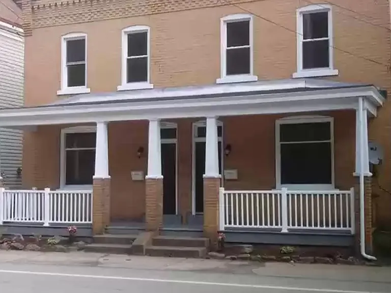 1518 Babcock Blvd — Photo 1