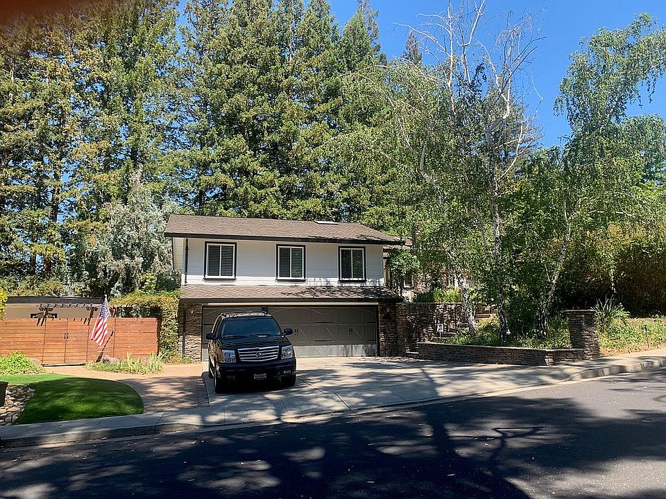 1st image of 14608 Golf Links Dr